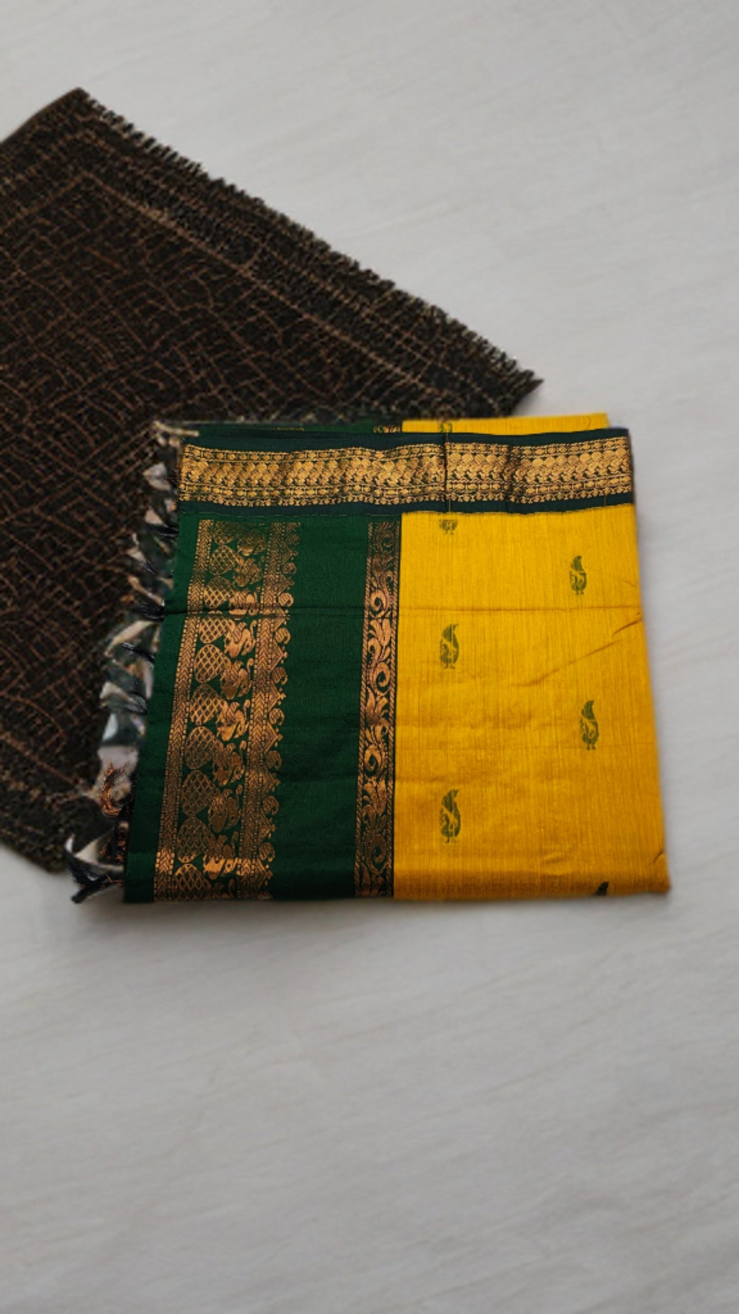 Traditional Gadhwal Silk Saree – Yellow & Green Zari Border
